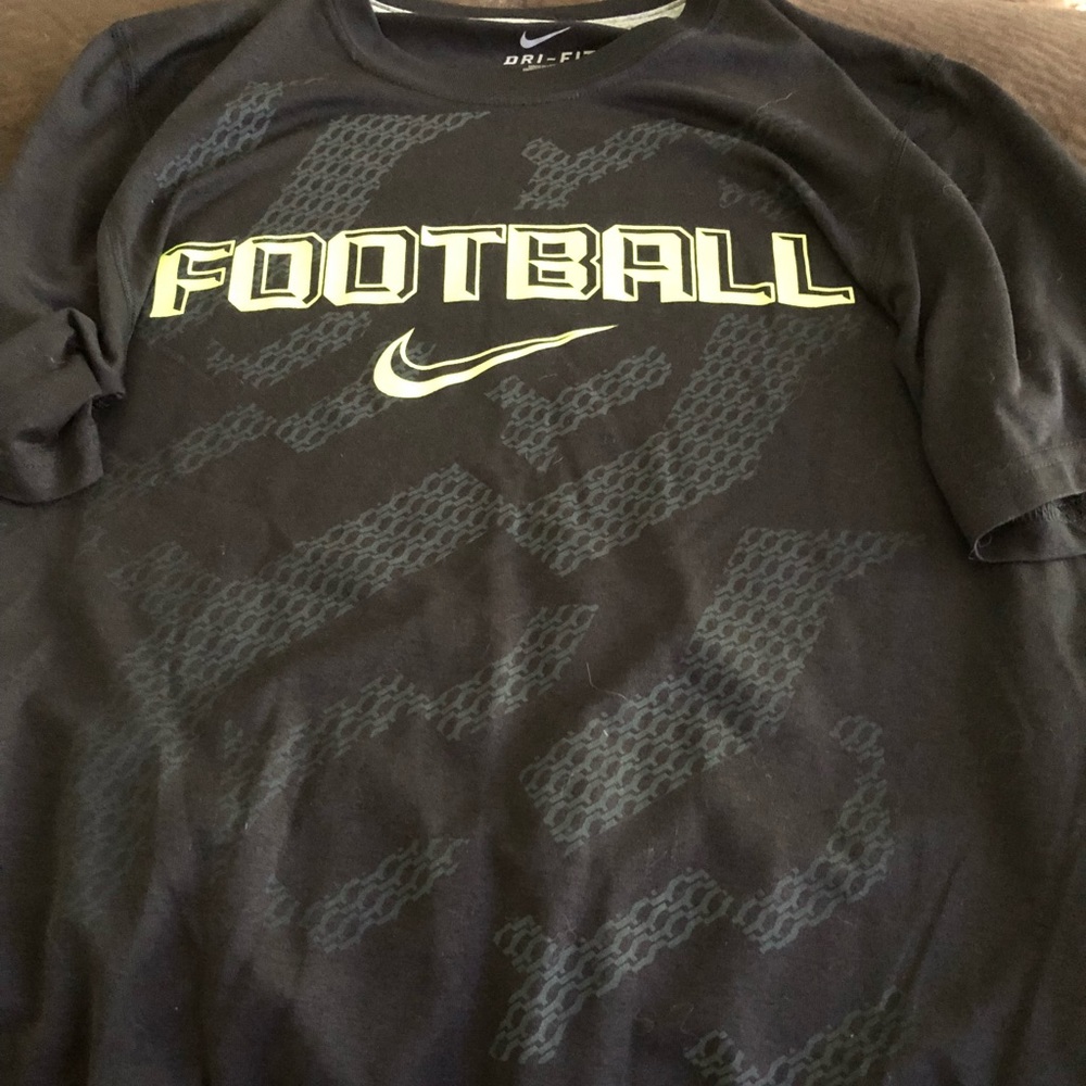 Men’s Nike T-shirt